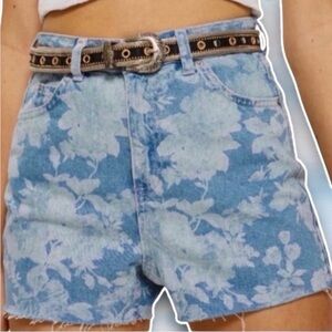 ❤️ TOPSHOP High Rise Moto Mom Floral Denim Shorts Boho Bohemian Festival Prairie